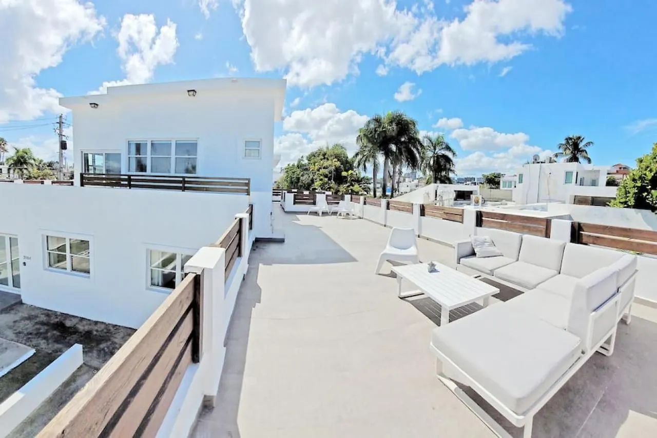 아파트 Ocean Park Beach The Oasis #4 Penthouse - 2 Min 2 Beach 산후안